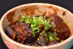 19e0f622da95860b4367348edd7ebc1e_s